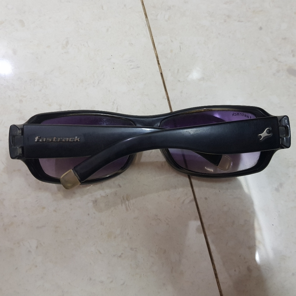 Fastrack Glasses - Picture 4 of 4